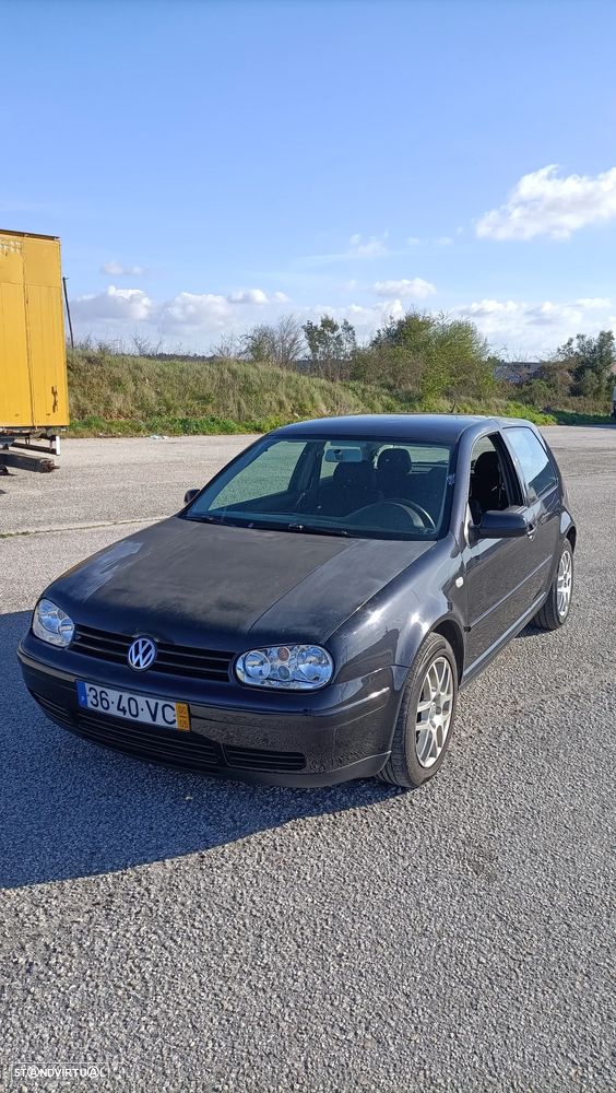 VW Golf 1.9 TDi Highline - 1