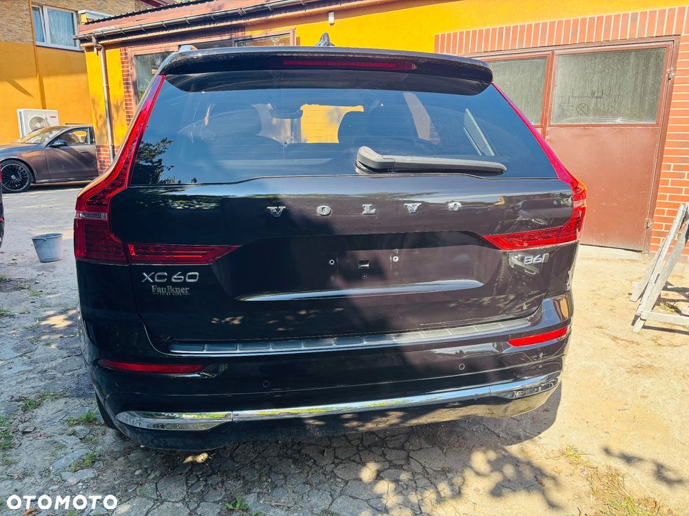 Volvo XC 60 B6 B AWD Ultimate Bright - 22