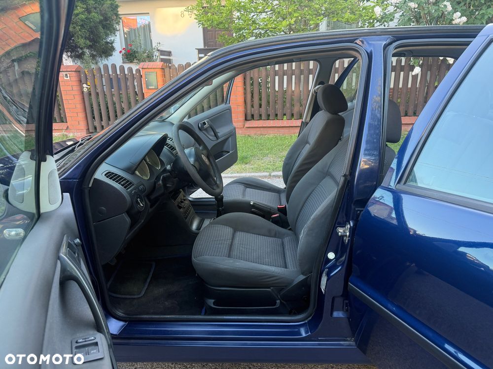 Volkswagen Polo 1.4 Comfortline - 11