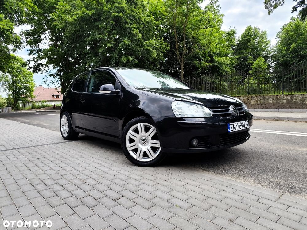Volkswagen Golf - 2