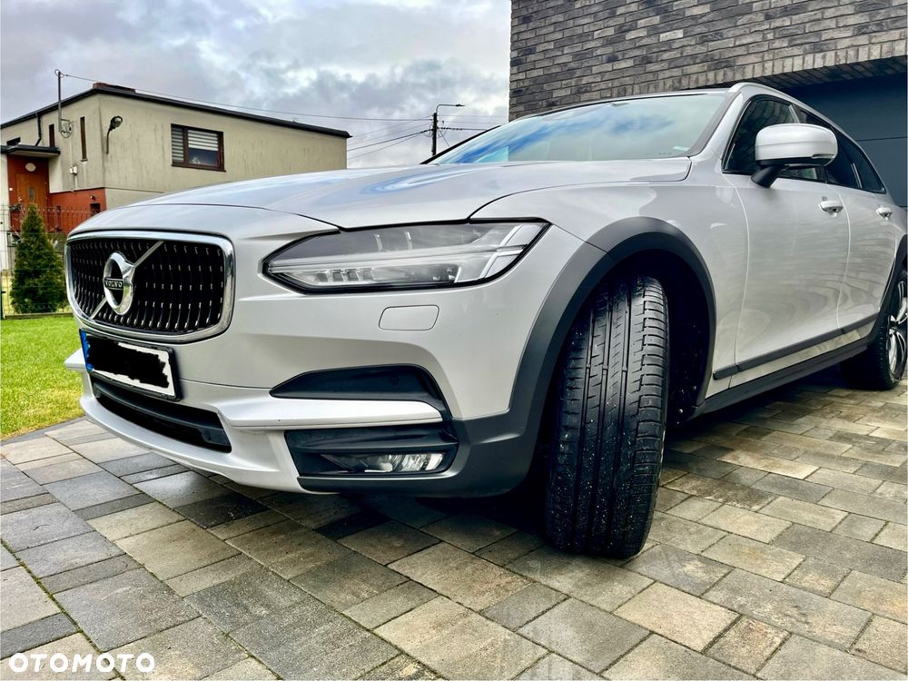 Volvo V90 Cross Country D4 SCR AWD Pro - 2