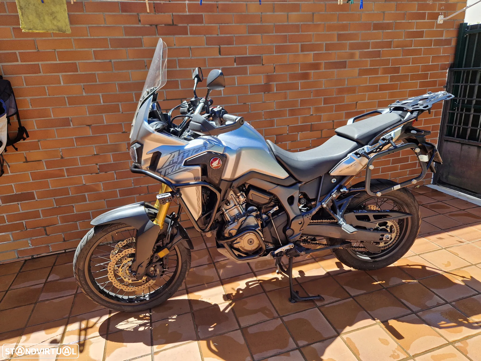 Honda Africa Twin SD04 - 56
