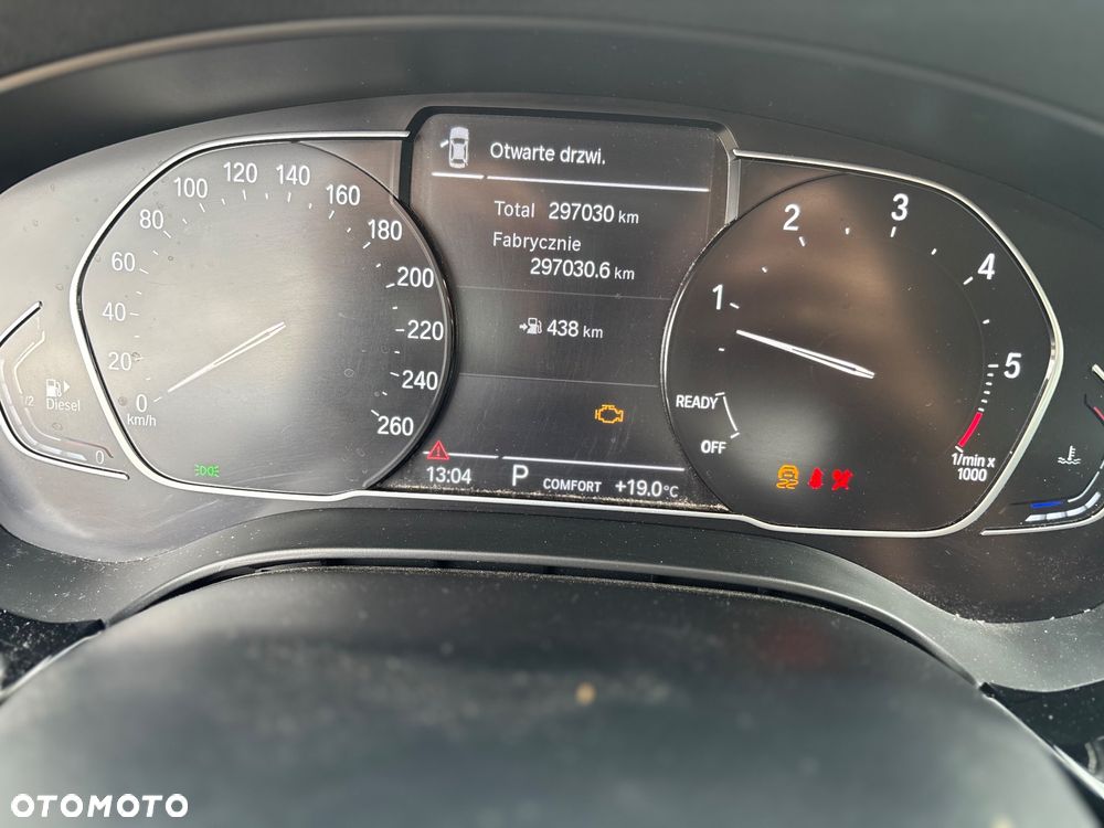 BMW Seria 5 530d xDrive - 27