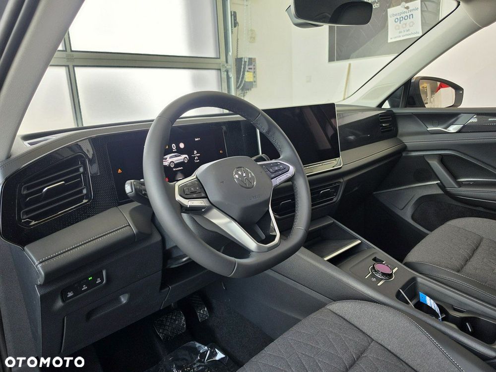 Volkswagen Tiguan - 9