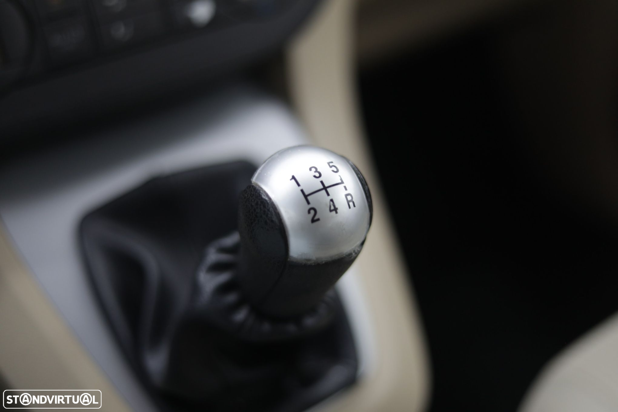 Ford C-Max - 11