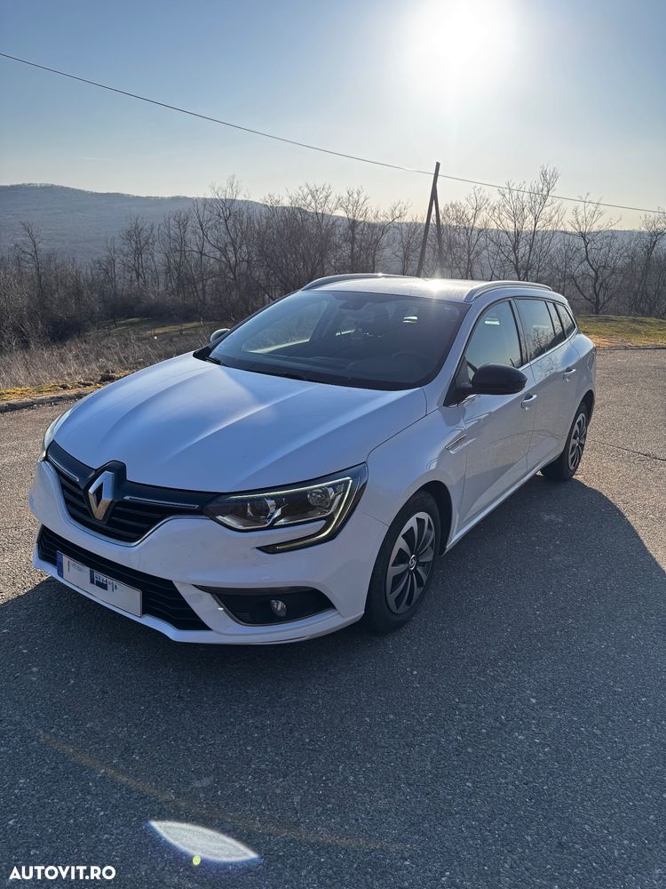 Renault Megane TCe 140 GPF EQUILIBRE - 1