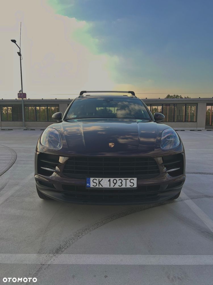 Porsche Macan Standard - 2