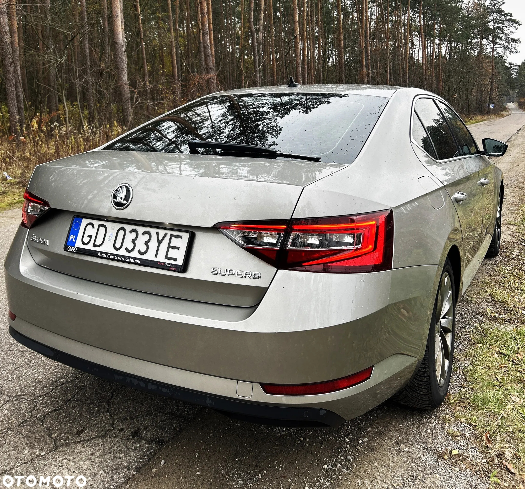 Skoda Superb 2.0 TDI Style DSG - 5