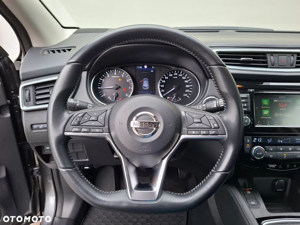 Nissan Qashqai 1.3 DIG-T Tekna - 17