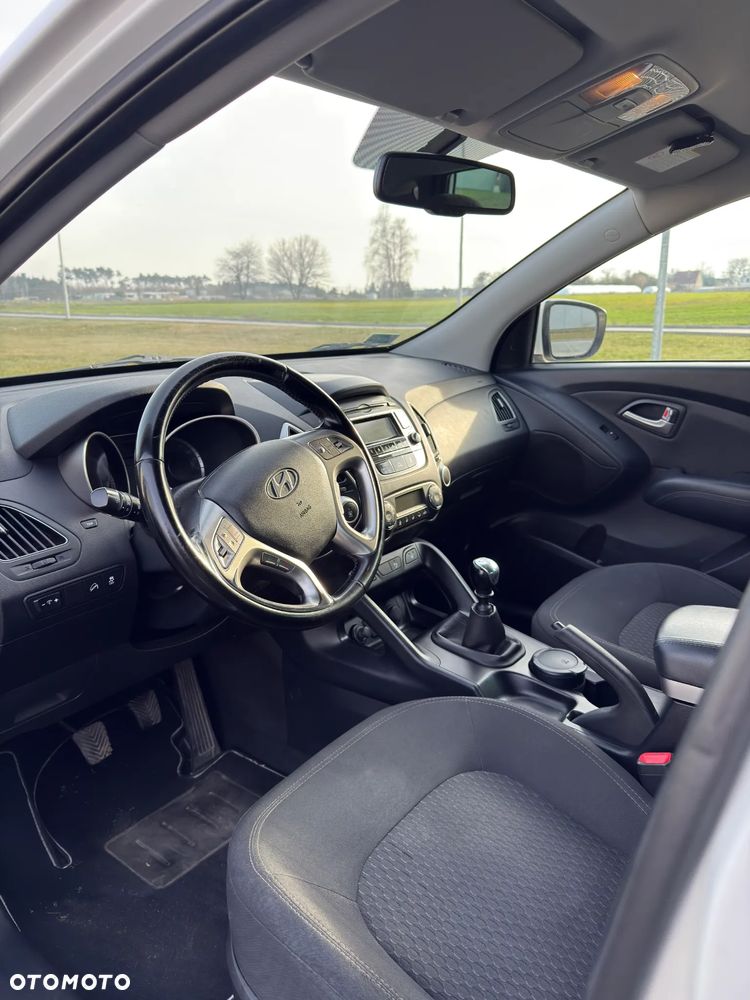 Hyundai ix35 1.6 2WD UEFA EURO 2012 Edition - 16