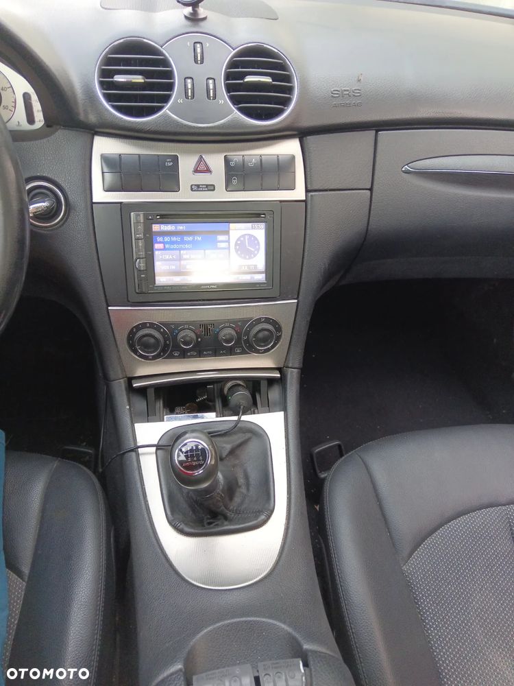 Mercedes-Benz CLK 220 CDI Avantgarde - 17