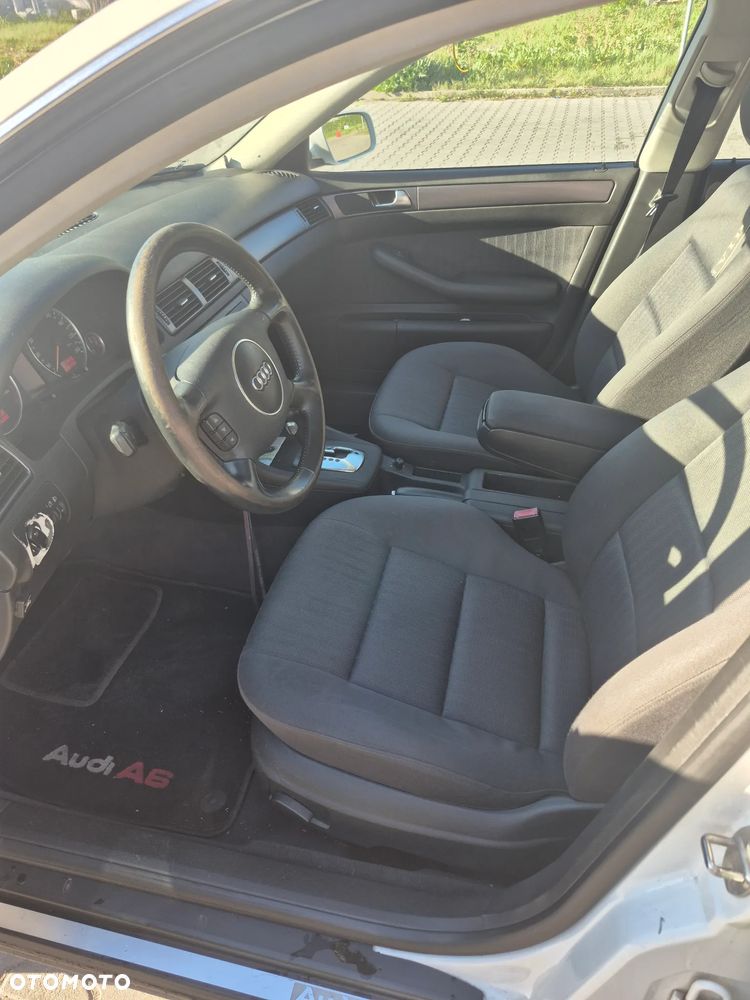 Audi A6 Avant - 29