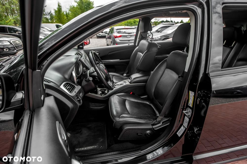 Fiat Freemont 2.0 Multijet Black Code AWD - 17