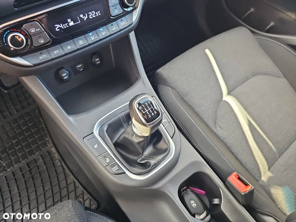 Hyundai i30 1.5 T-GDI 48V Smart - 14