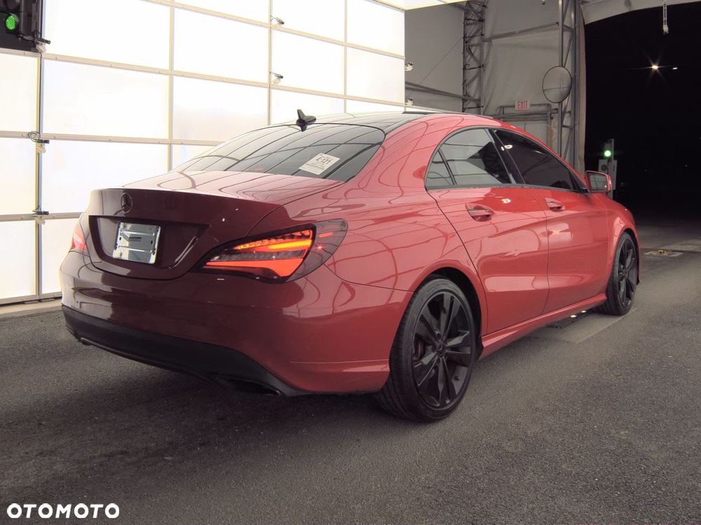 Mercedes-Benz CLA - 5