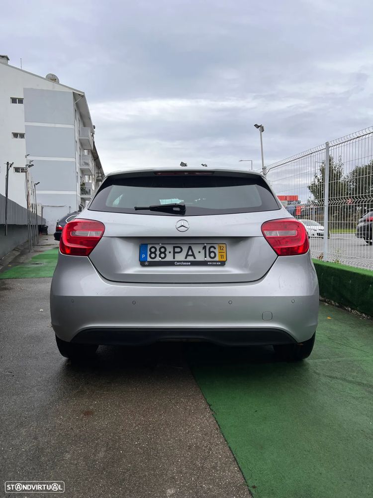 Mercedes-Benz A 180 CDI (BlueEFFICIENCY) - 2