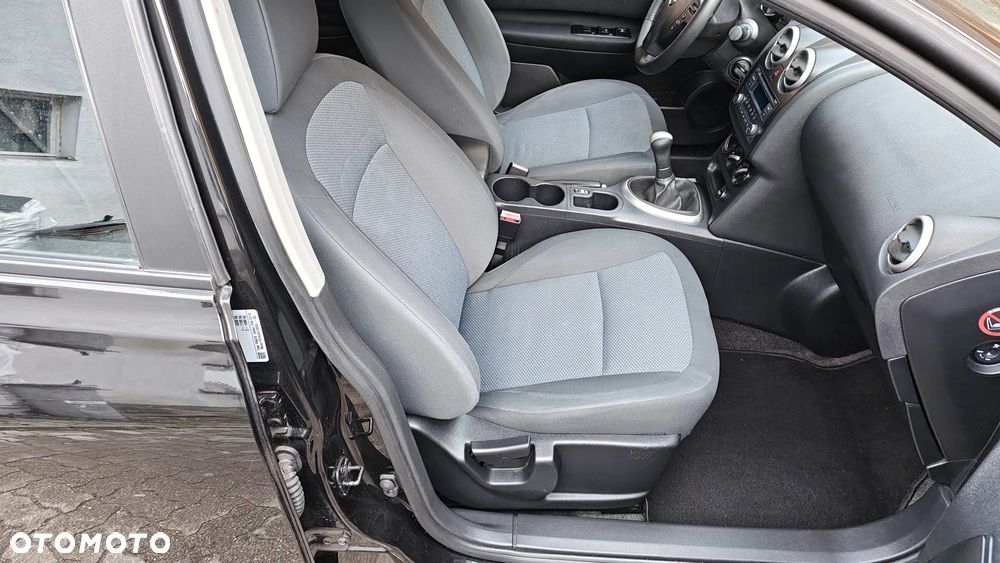 Nissan Qashqai - 23