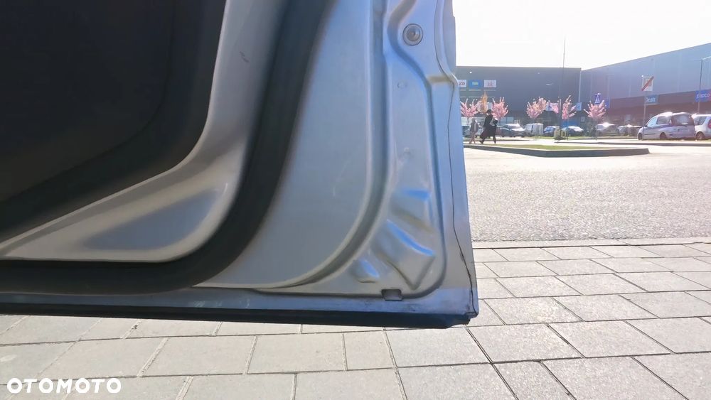 Mercedes-Benz Klasa C 320 T Elegance - 39