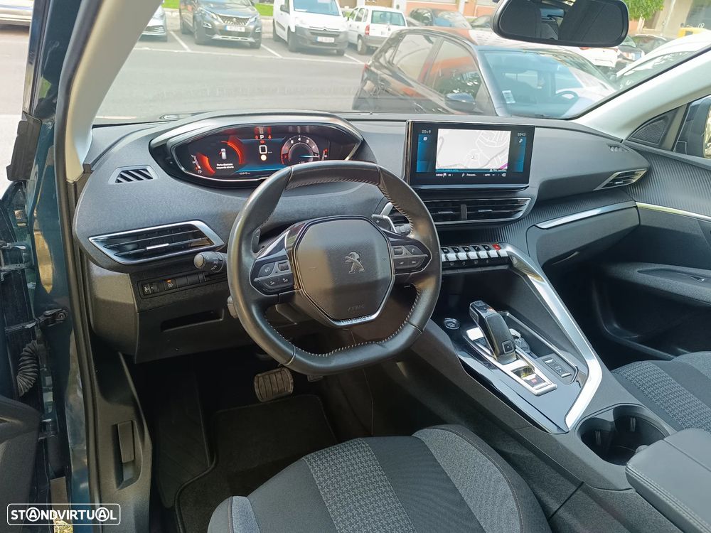Peugeot 3008 PureTech 130 Stop & Start GPF EAT8 Active Pack - 11