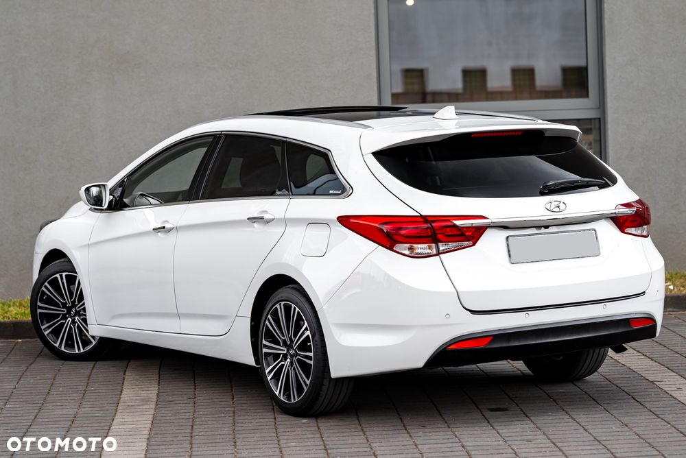 Hyundai i40 Kombi blue 1.7 CRDi DCT Premium - 13