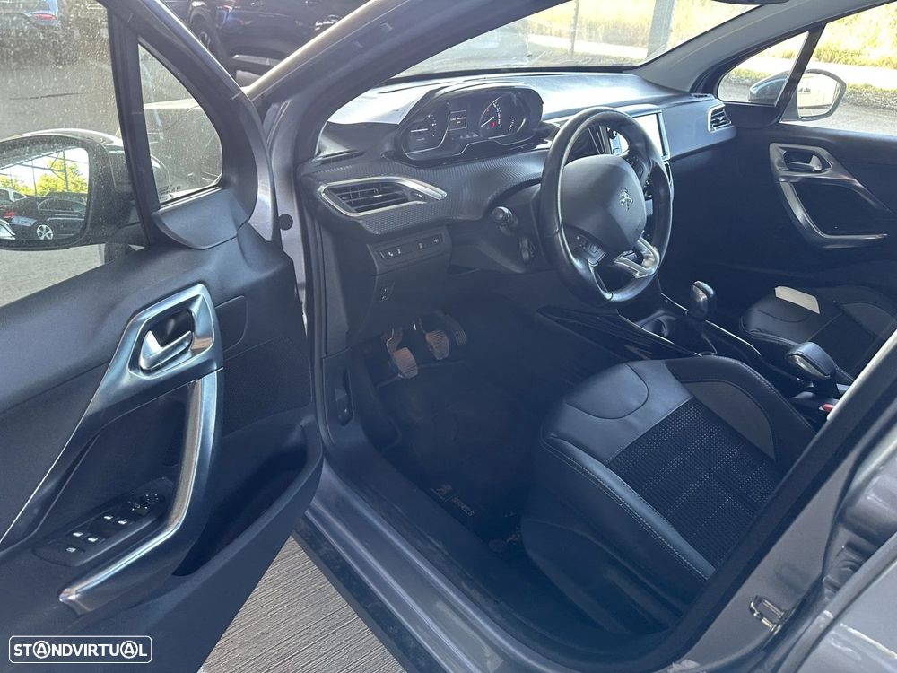 Peugeot 2008 1.2 PureTech Allure - 7