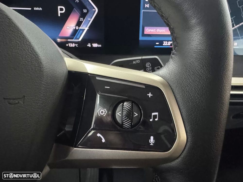 BMW iX xDrive 40 Pack Desportivo - 51