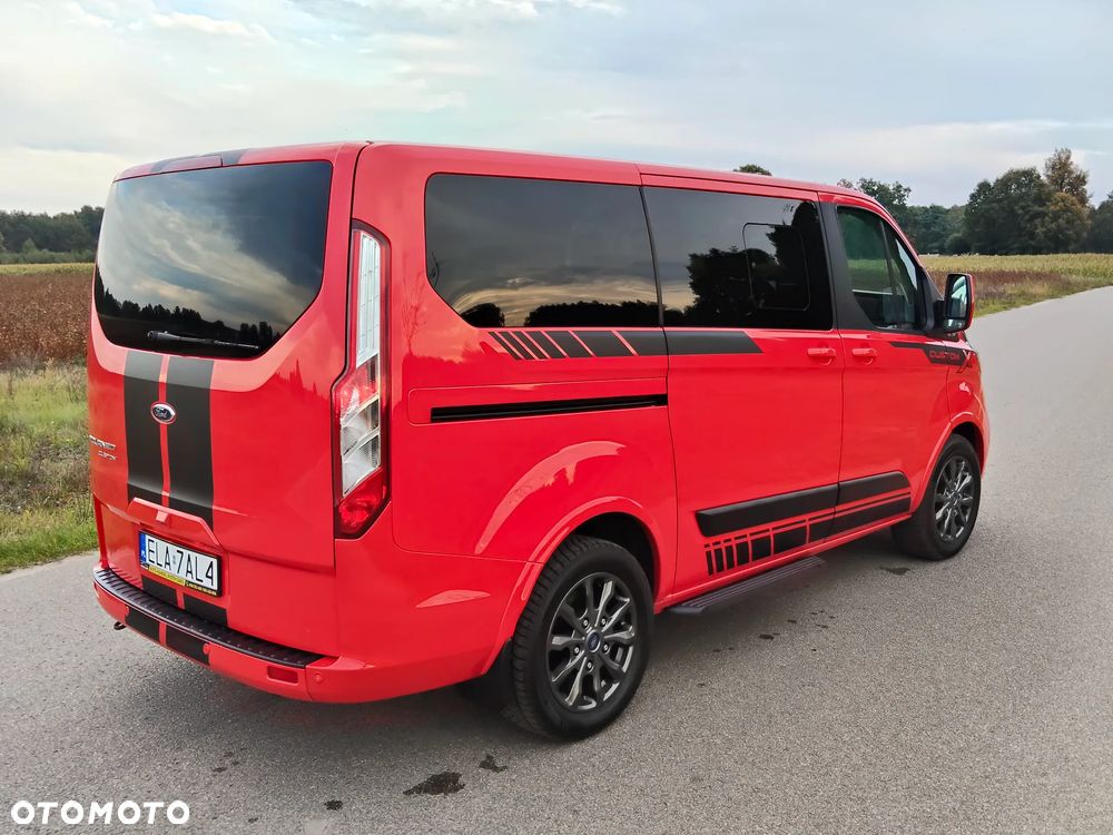 Ford Tourneo Custom - 18