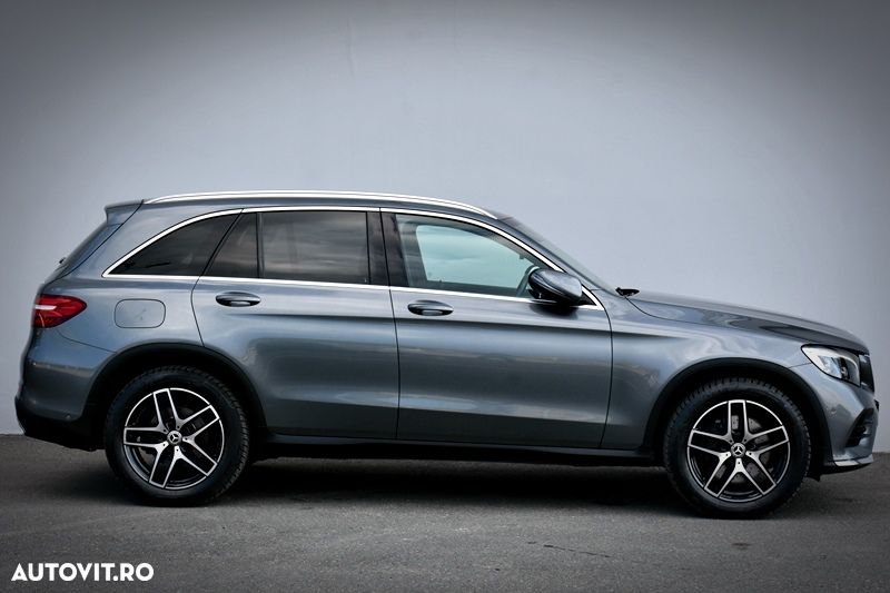 Mercedes-Benz GLC 250 d 4MATIC 9G-TRONIC AMG Line - 11