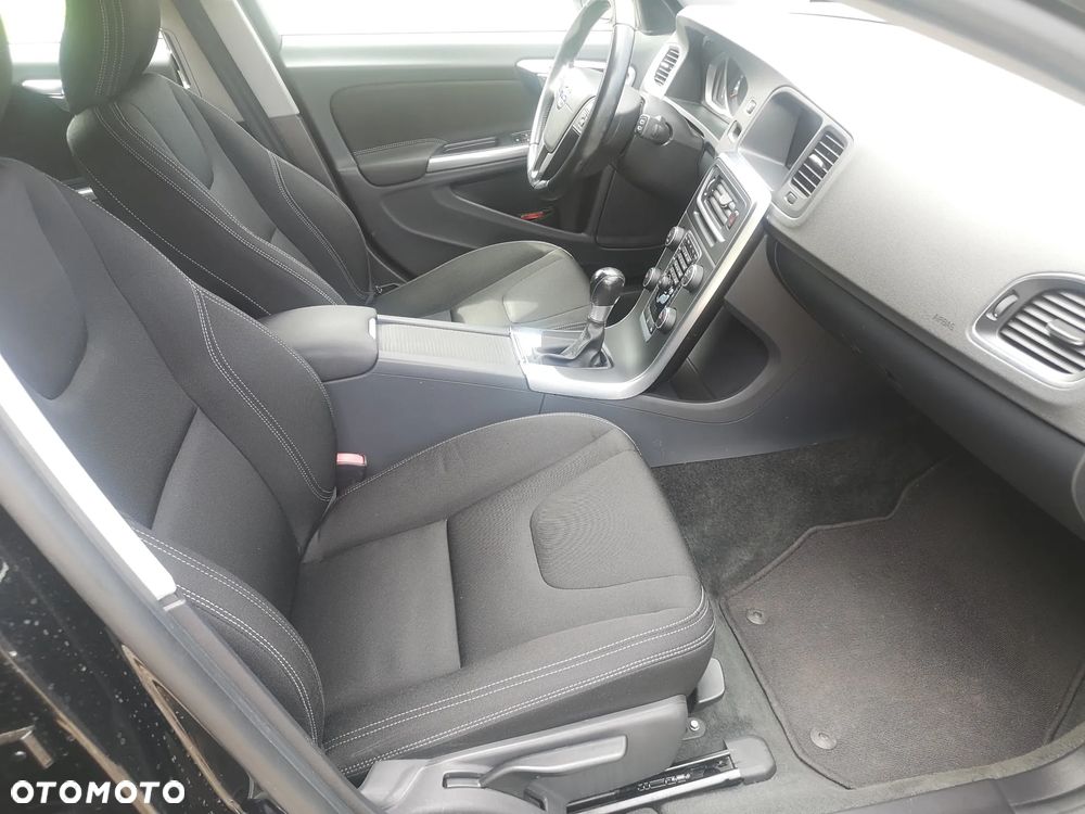 Volvo V60 T3 - 35