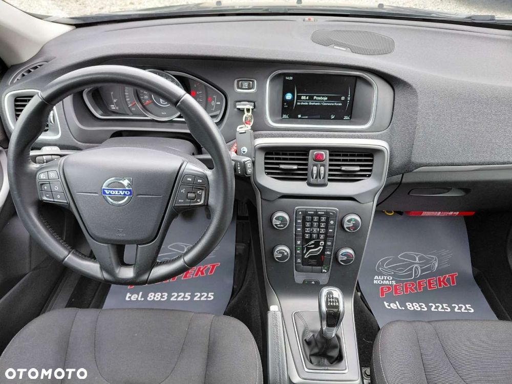 Volvo V40 - 19