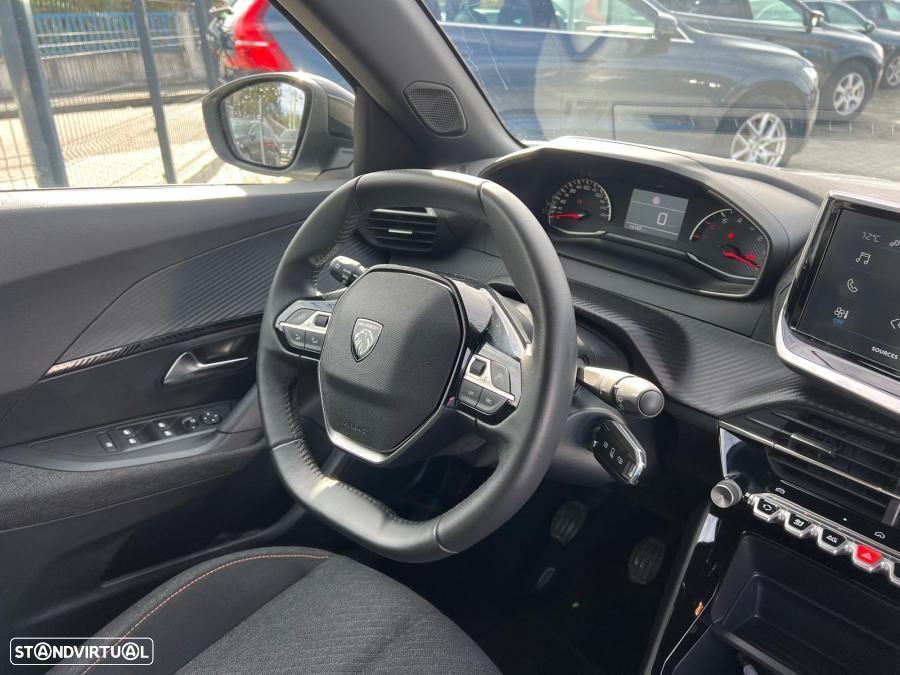 Peugeot 2008 1.2 PureTech Active - 11