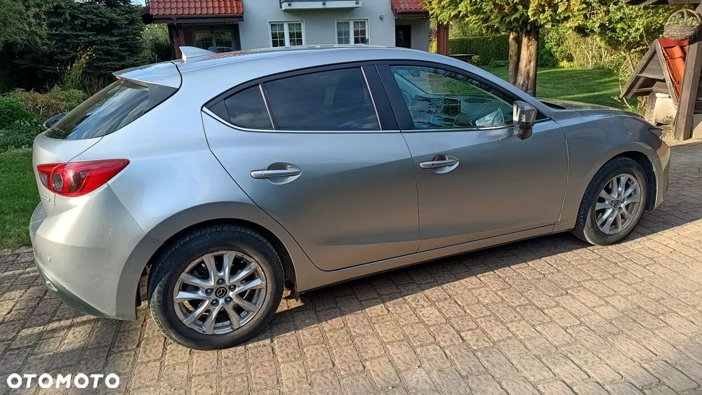 Mazda 3 - 4
