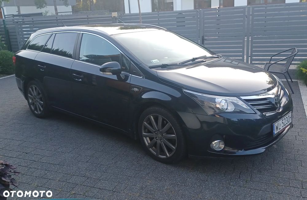 Toyota Avensis - 11