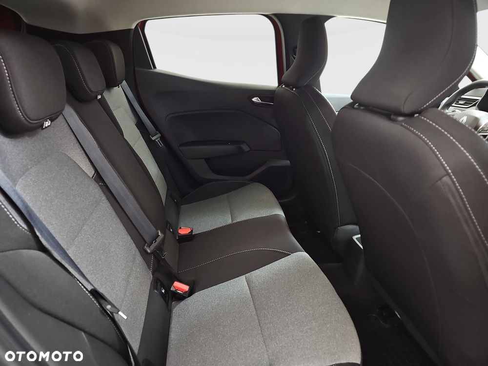 Renault Clio 1.0 TCe Evolution - 30