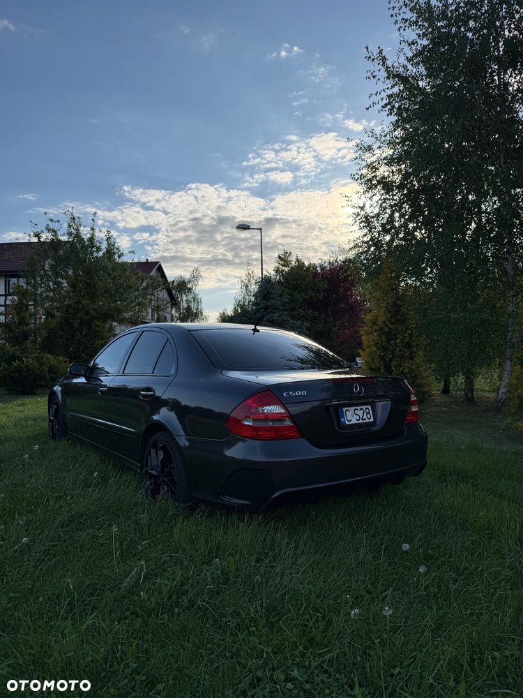 Mercedes-Benz Klasa E 500 Avantgarde Sport Edition - 5