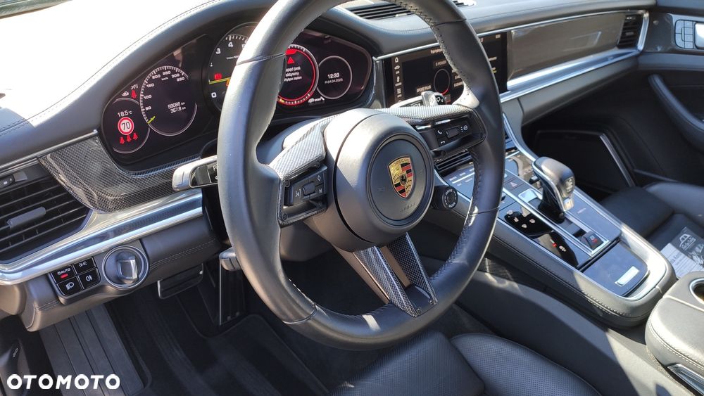 Porsche Panamera 4S Sport Turismo - 2
