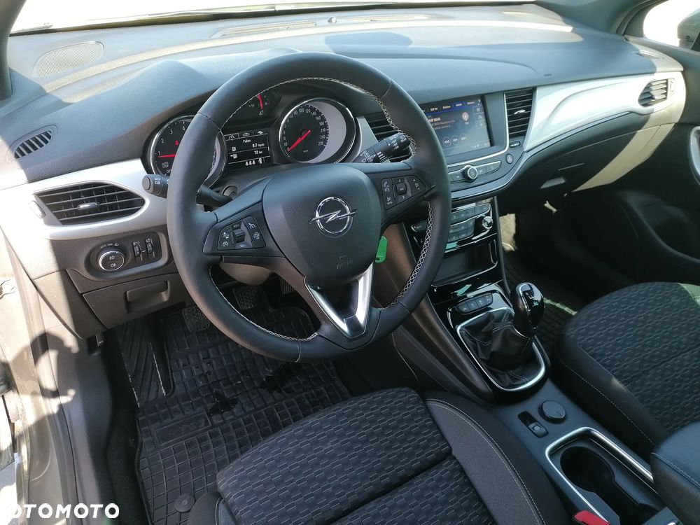 Opel Astra 1.2 T GS Line S&S - 11