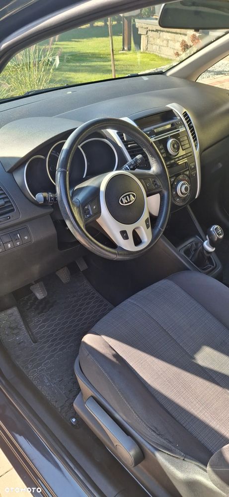 Kia Venga - 2