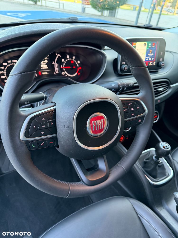 Fiat Tipo 1.4 T-Jet 16v Lounge EU6d - 15