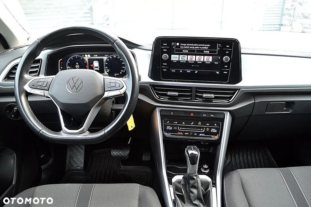 Volkswagen T-Roc 1.5 TSI OPF DSG ACTIVE - 17