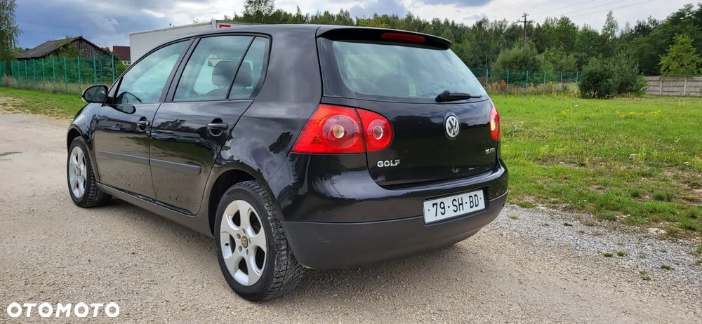 Volkswagen Golf - 9