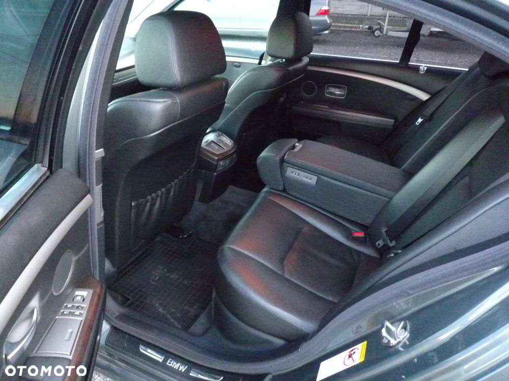BMW Seria 7 730d - 12