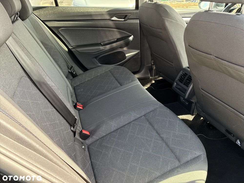 Volkswagen Golf 1.5 eTSI mHEV Life DSG - 14