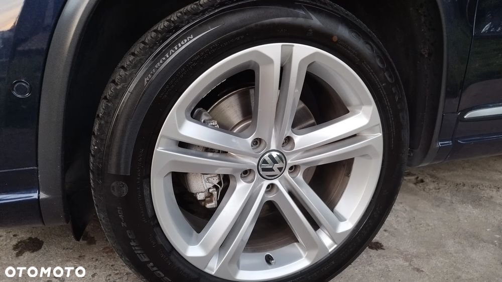 Volkswagen Tiguan - 10