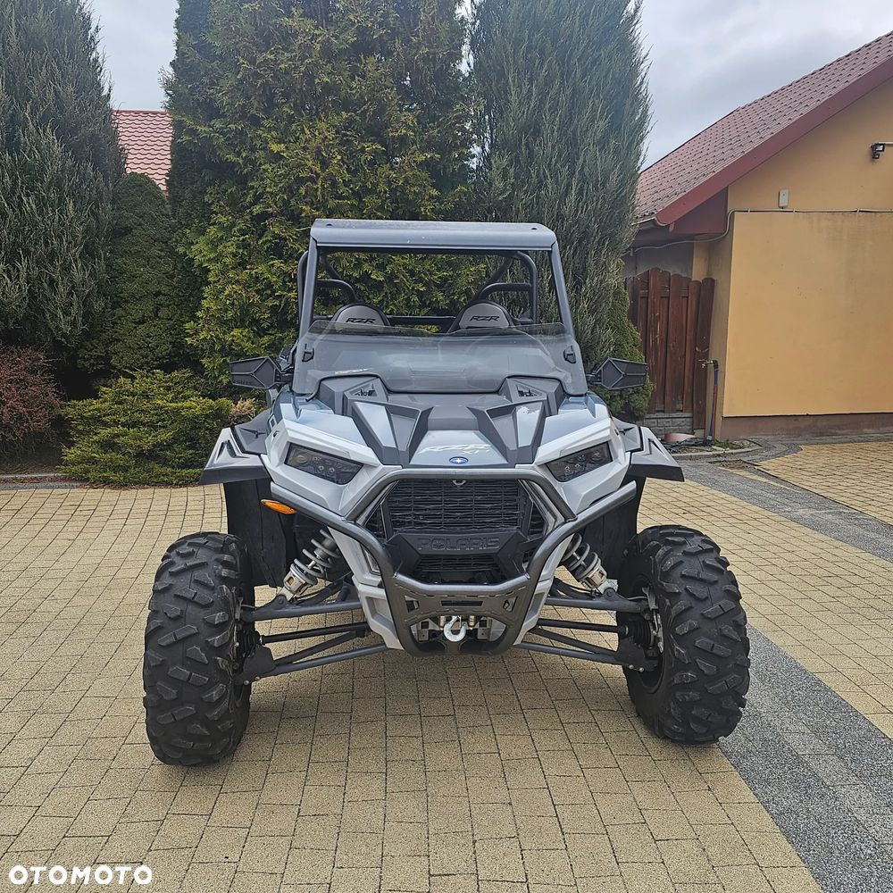 Polaris RZR - 1