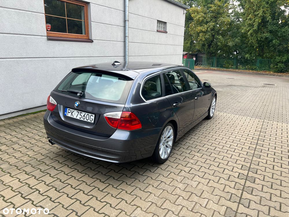 BMW Seria 3 325d - 6