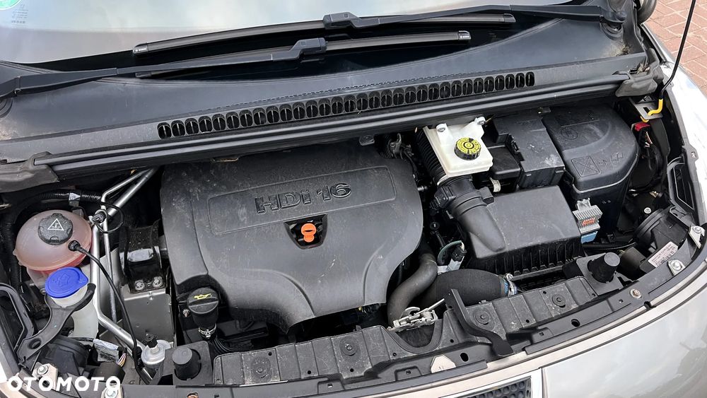 Peugeot 3008 HDi FAP 165 Automatik Platinum - 35