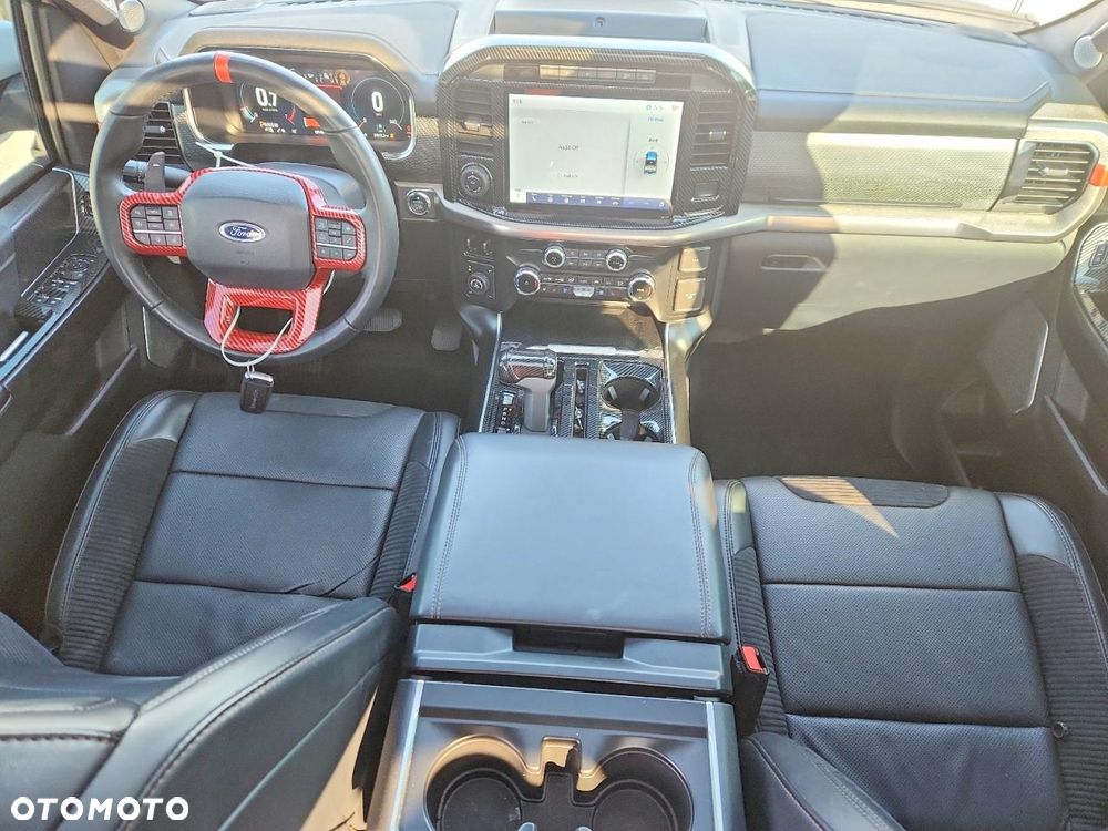 Ford F150 - 8