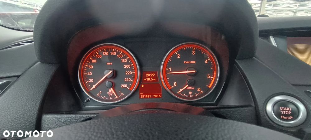 BMW X1 xDrive18d Sport Line - 12