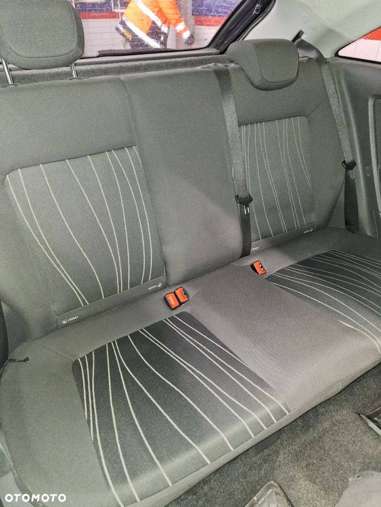 Opel Corsa 1.2 16V Cosmo - 9